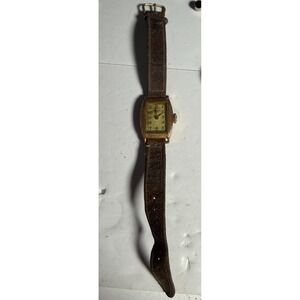 Vintage New Haven 7 Jewels Deco Watch NOT WORKING For Parts Or Repair AS-IS...